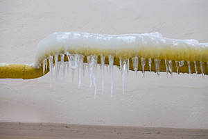 Ways To Avoid Frozen Pipes And Pipe Repairs This Coming Winter